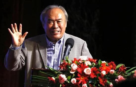 强行撑开神里绫华粉嫩的玉腿视频