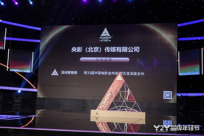 长发性感的姐姐